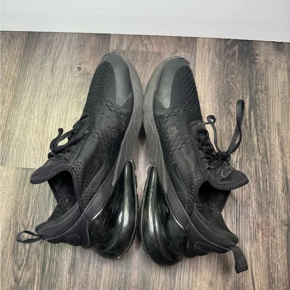 🔥Nike Air Max 270 Triple Black Breathable Mesh Men Athletic Sneakers Size 10.5 - Picture 7 of 12